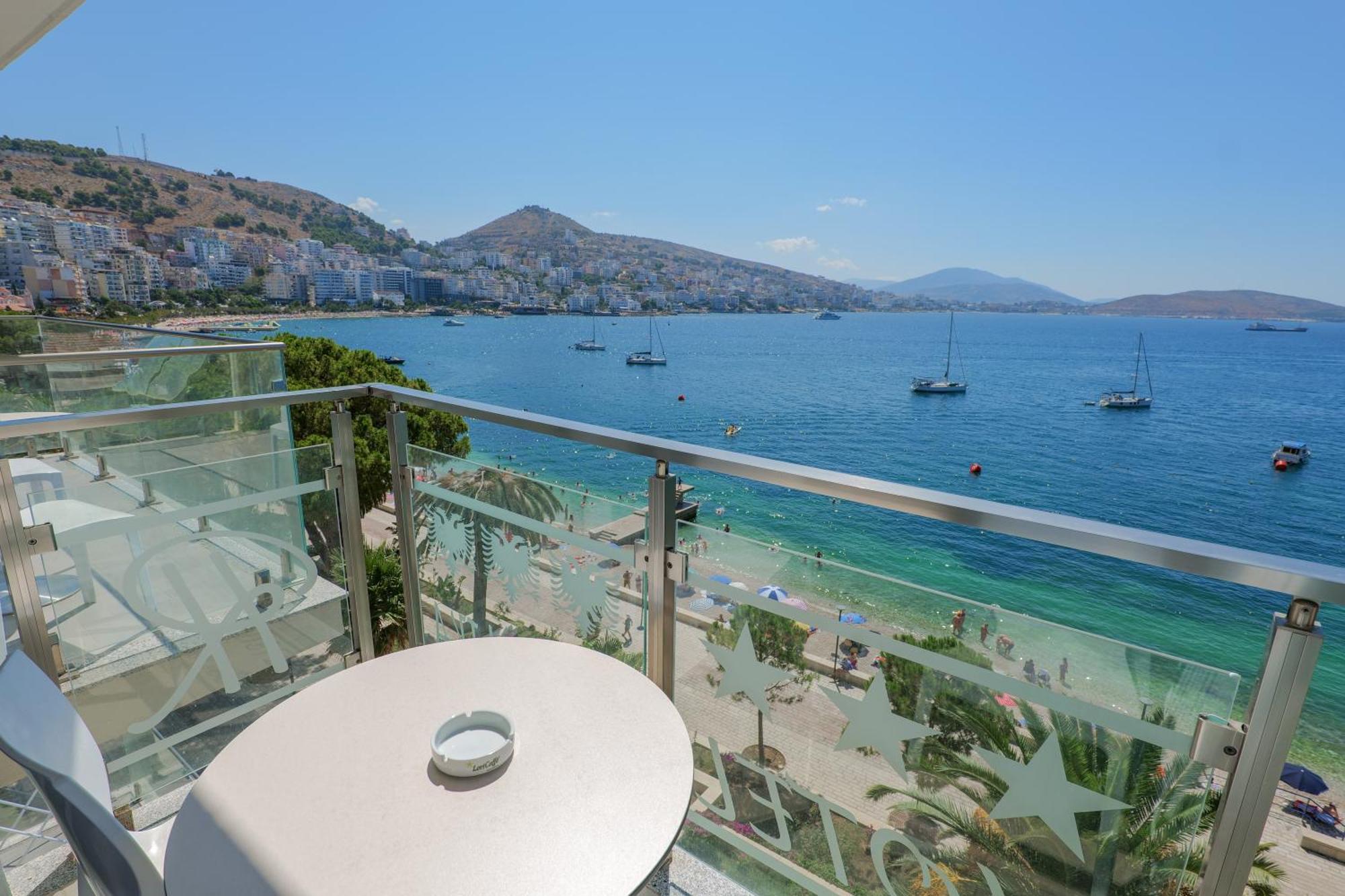 Republika Hotel Sarande Exterior photo