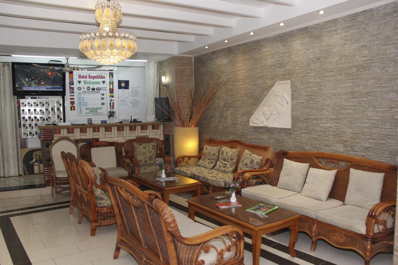 Republika Hotel Sarande Exterior photo